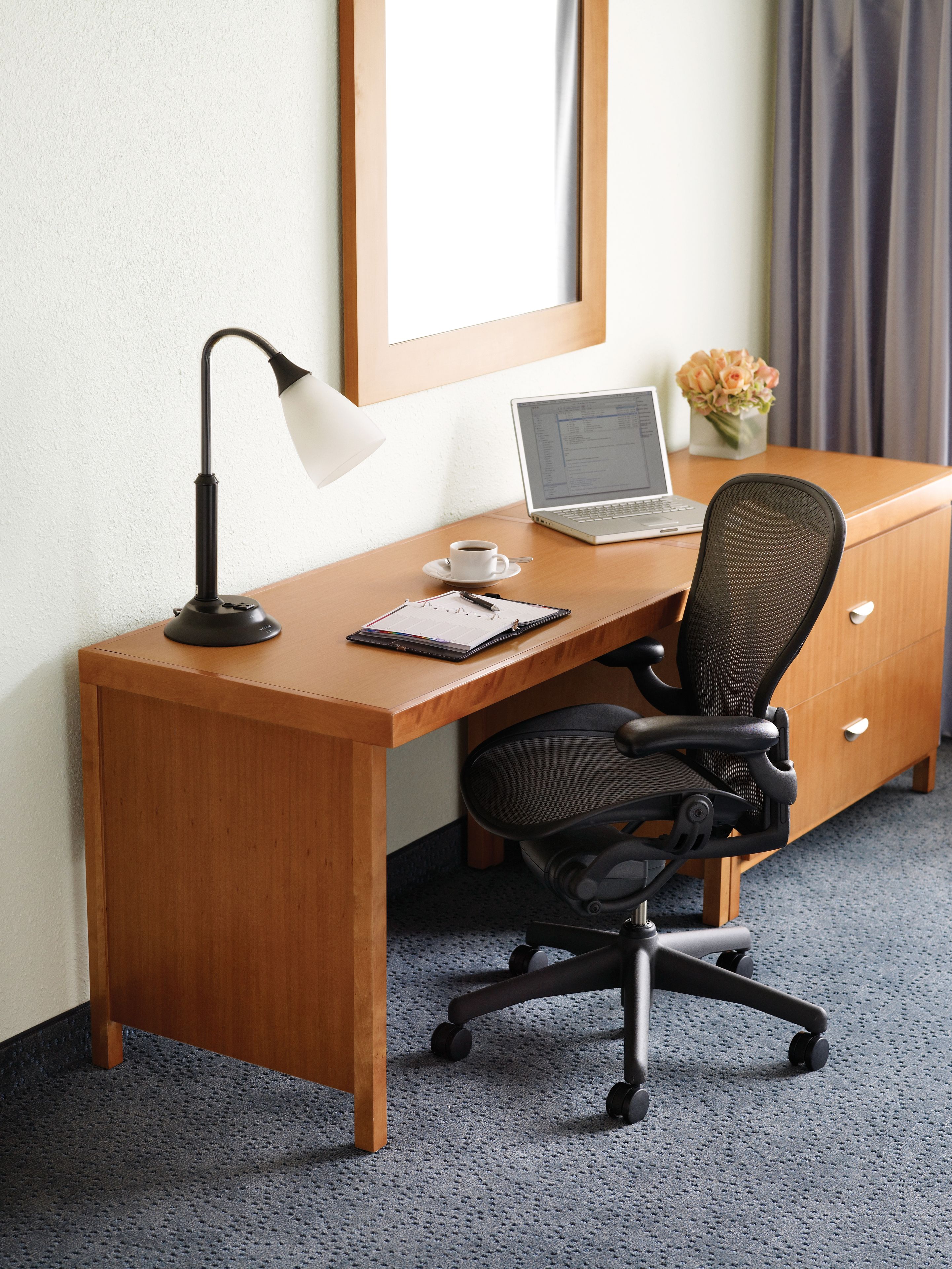 in-room business centre