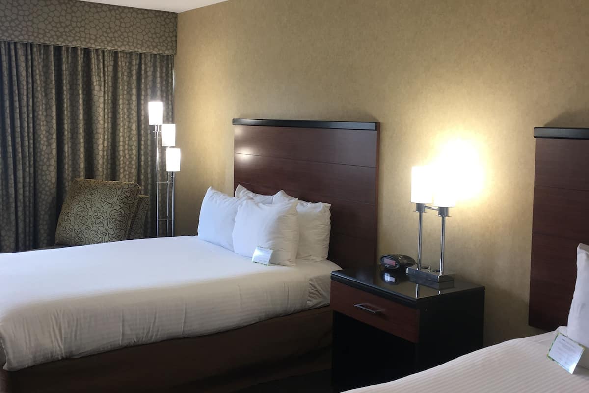 1 bedroom, desk, laptop workspace, blackout curtains