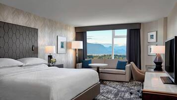 1 bedroom, premium bedding, pillowtop beds, in-room safe