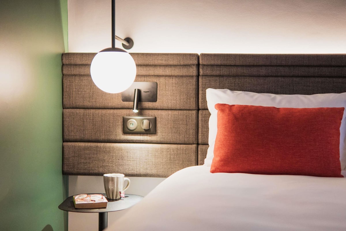 Superior Room, 1 Queen Bed with Sofa bed