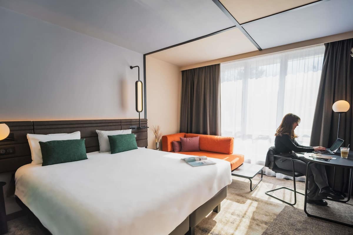 Executive Room, 1 Queen Bed