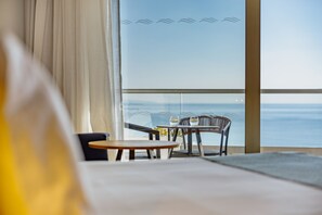 Suite majestueuse, vue sur la mer | Vue de la chambre