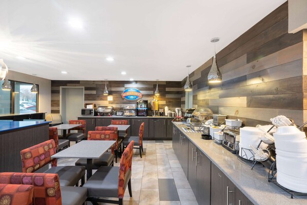Free daily continental breakfast - Baymont by Wyndham Murfreesboro (Murfreesboro)
