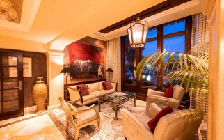 Sala de estar en el lobby