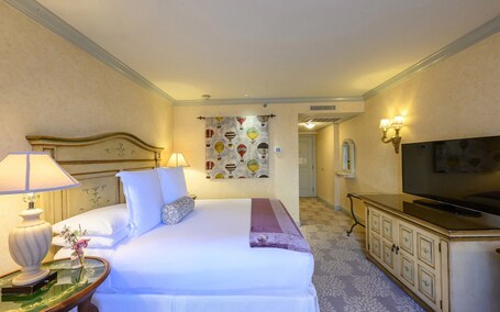 Delamar Greenwich Harbor - Image 32