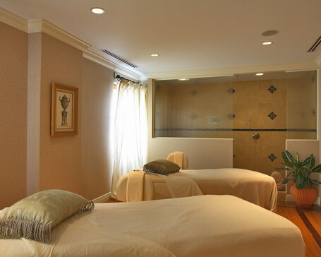 Delamar Greenwich Harbor - Image 6