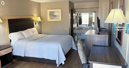 American Inn by Hotel O Selma US 80