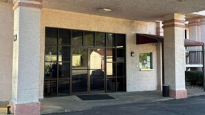 Unclassified image, 4 of 28, button - American Inn by Hotel O Selma US 80 (Selma)