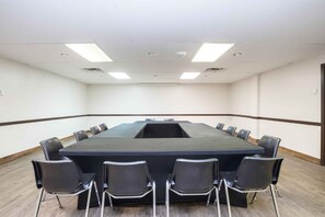Meeting facility - Sandman Hotel Terrace (Terrace)