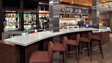 Bar (in der Unterkunft)