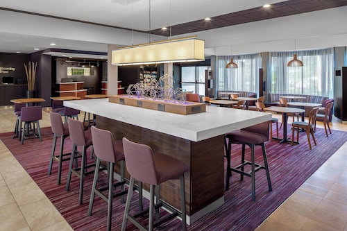 Courtyard by Marriott Pittsburgh Airport