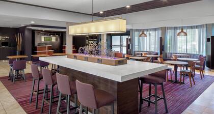 Courtyard by Marriott Pittsburgh Airport