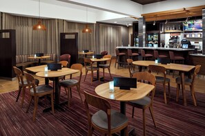 Cooked-to-order breakfast for a fee on weekends