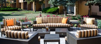 Sonesta Select Kansas City Airport Tiffany Springs