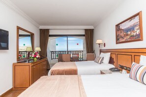 1 bedroom, premium bedding, memory foam beds, minibar