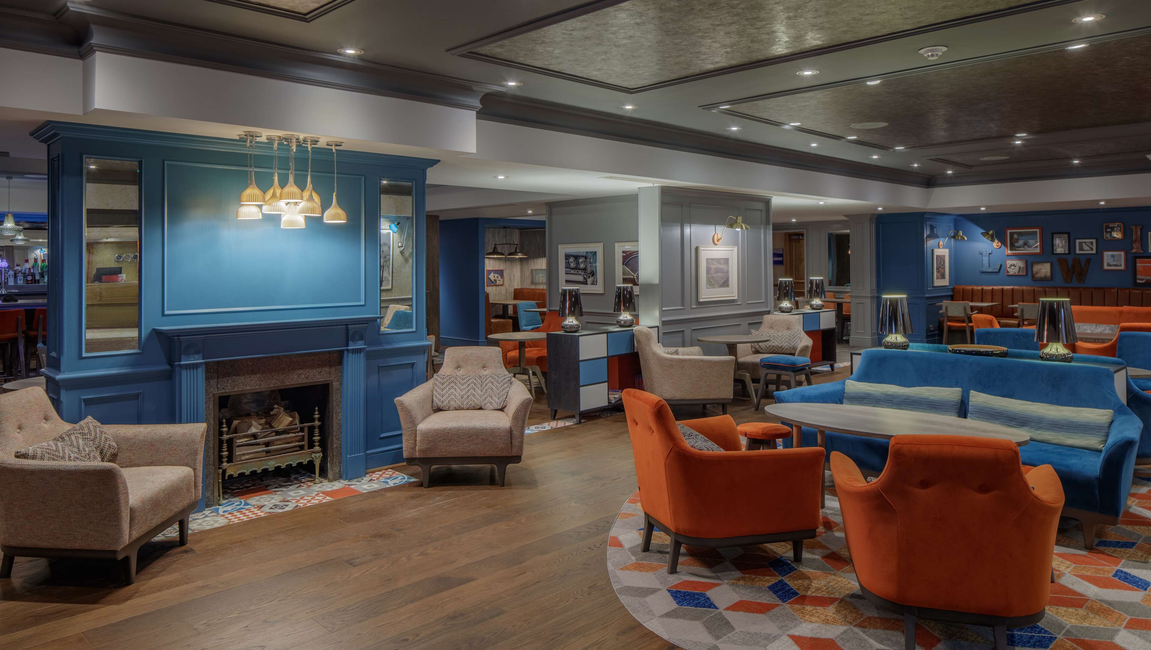 Breakfast, lunch, dinner served; British cuisine 