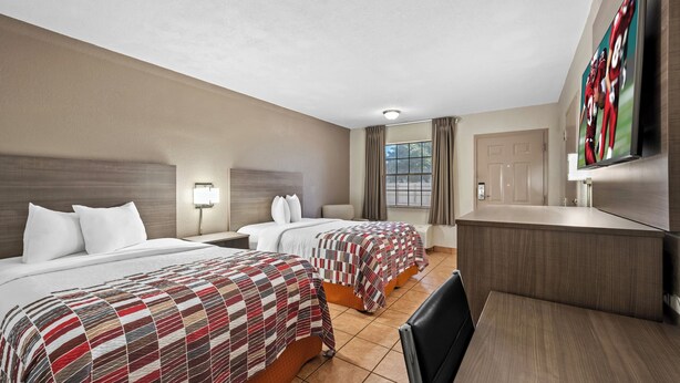 Unclassified image, 1 of 30, button - Red Roof Inn College Station (College Station)