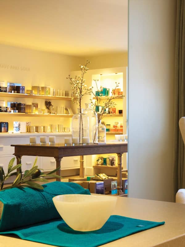 Couples treatment room(s), body treatments, aromatherapy