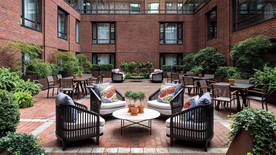 Four Seasons Hotel Boston