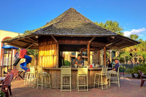 Closed - Maingate Lakeside Resort