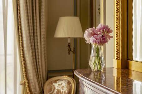 Ritz Paris - Image 90