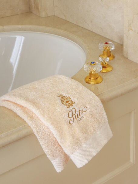 Ritz Paris - Image 39
