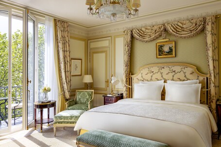 Ritz Paris - Image 17