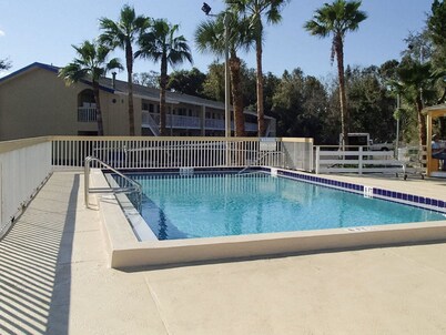 Rodeway Inn Leesburg Chain of Lakes