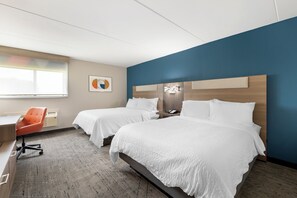 Premium bedding, in-room safe, desk, iron/ironing board - Holiday Inn Express Greencastle by IHG (Greencastle)