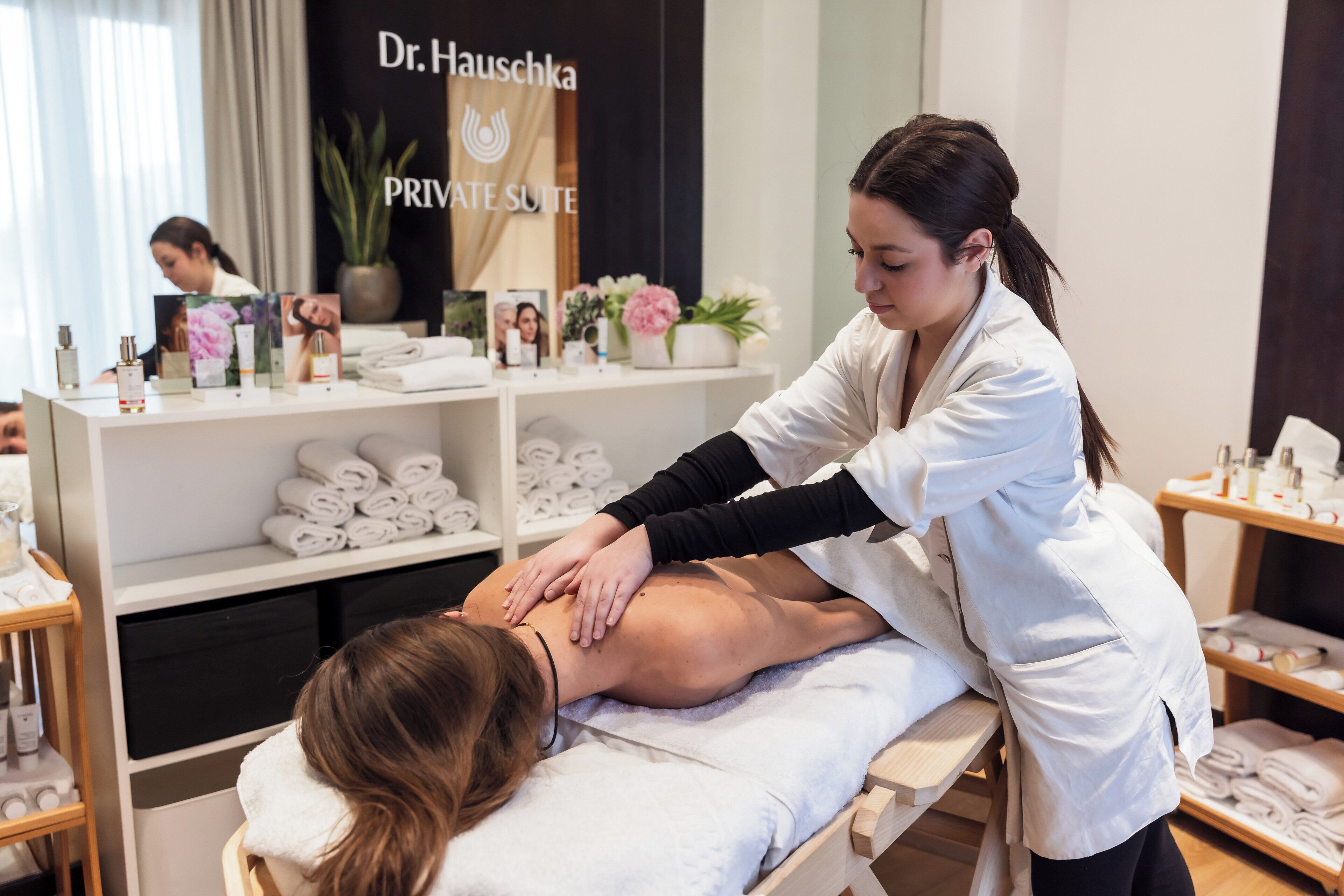 sauna, turkish bath/hammam, body treatments, facials