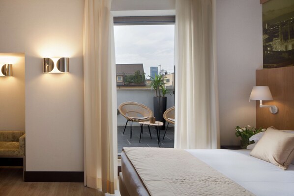 Deluxe-Doppel- oder -Zweibettzimmer, Balkon