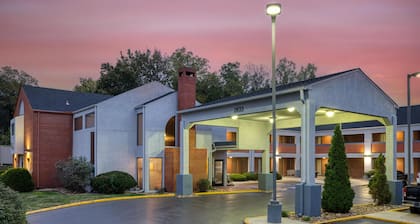 SureStay by Best Western Kansas City Country Inn North