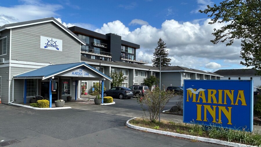 Marina Inn