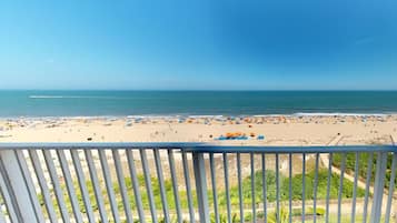 Oceanfront Suite, 2 Queen Beds and Sofa Bed | Terrace/patio