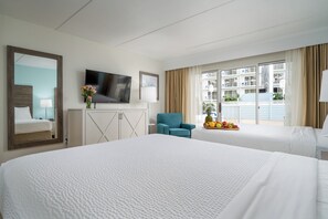Premium bedding, in-room safe, blackout drapes, iron/ironing board