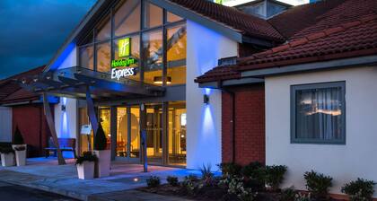 Holiday Inn Express Portsmouth - North by IHG