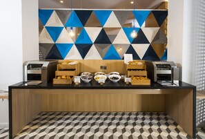 Gratis morgenmadsbuffet hver dag