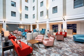 2 bars/lounges - Leonardo Royal Hotel Brighton Waterfront  (Brighton)