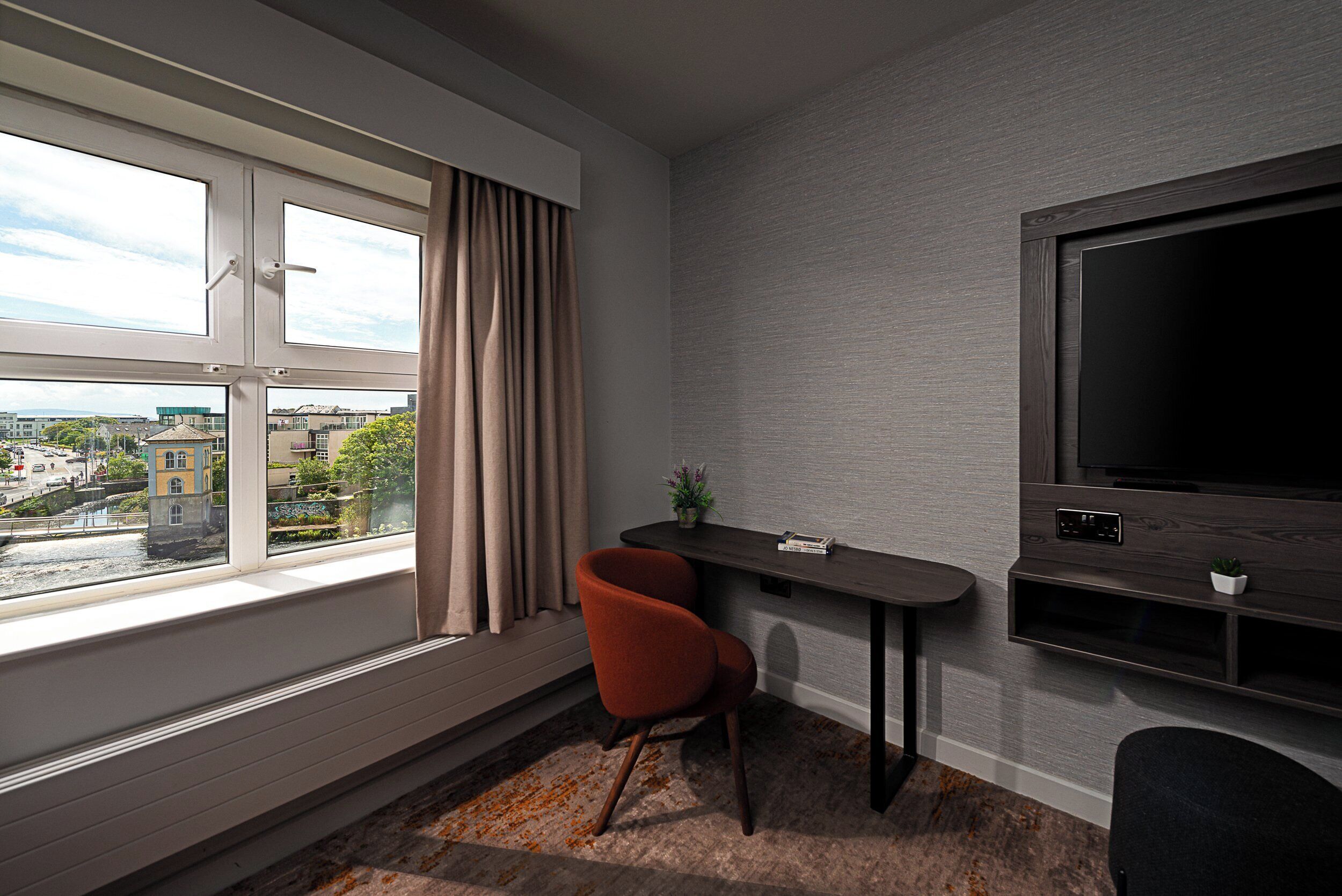 Photo - Leonardo Hotel Galway