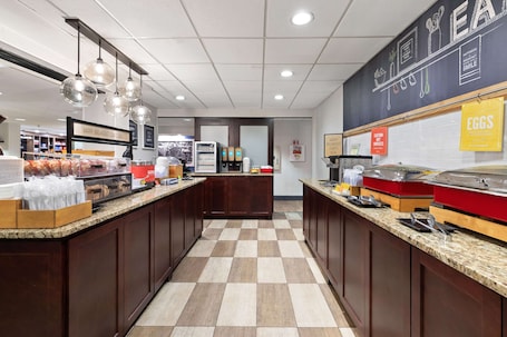 Free daily buffet breakfast. Hampton Inn Rock Hill