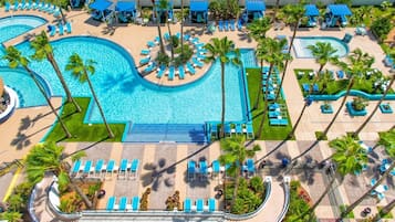 Hồ bơi ngoài trời, ghế dài tắm nắng