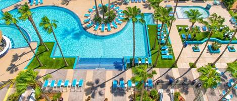 Außenpool, Liegestühle