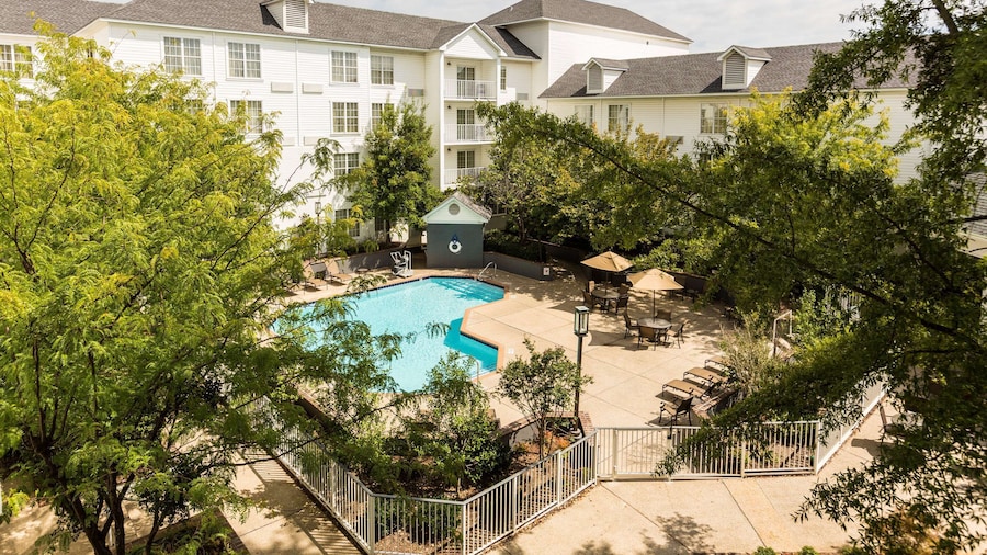 DoubleTree Raleigh Durham Airport at Research Triangle Park
