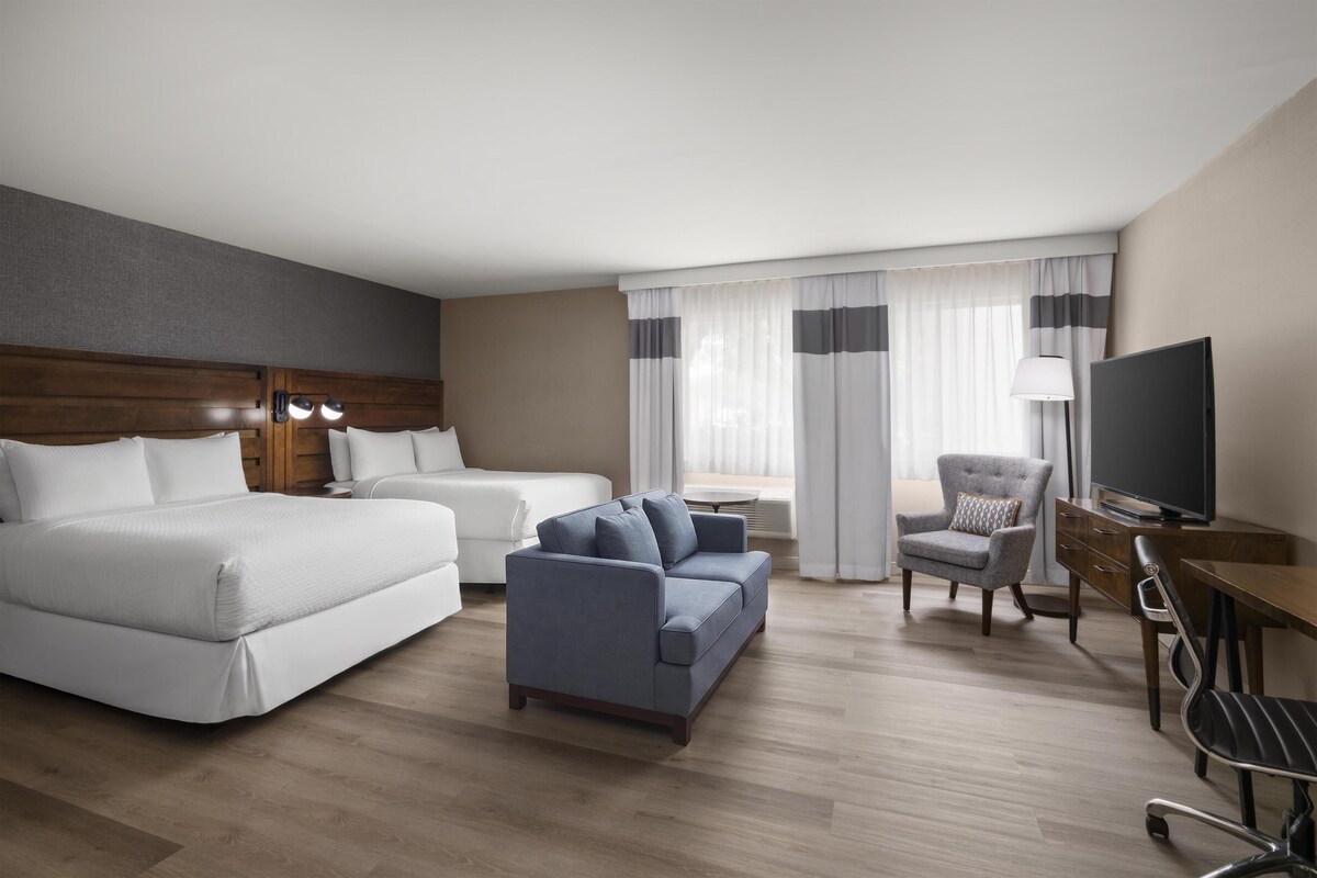 Standard Room, 2 Double Beds, Non Smoking (Shower Only;Pet Friendly) | Premium bedding, in-room safe, desk, laptop workspace