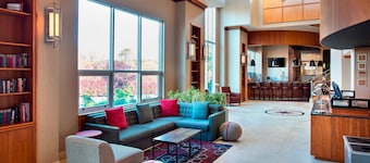 Four Points by Sheraton Melville Long Island