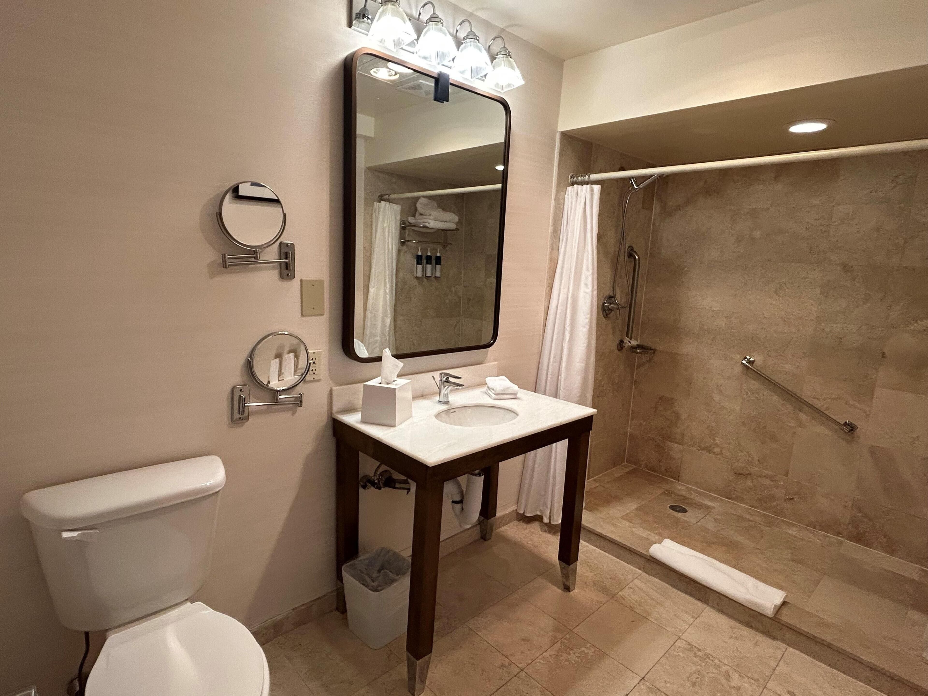 Photo - Best Western Premier Plainview-Long Island Hotel