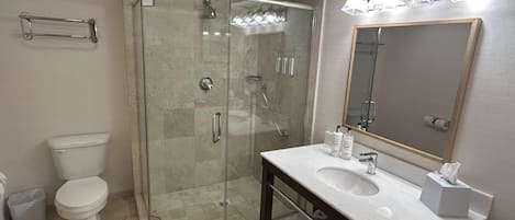 Free toiletries, hair dryer, bathrobes, towels