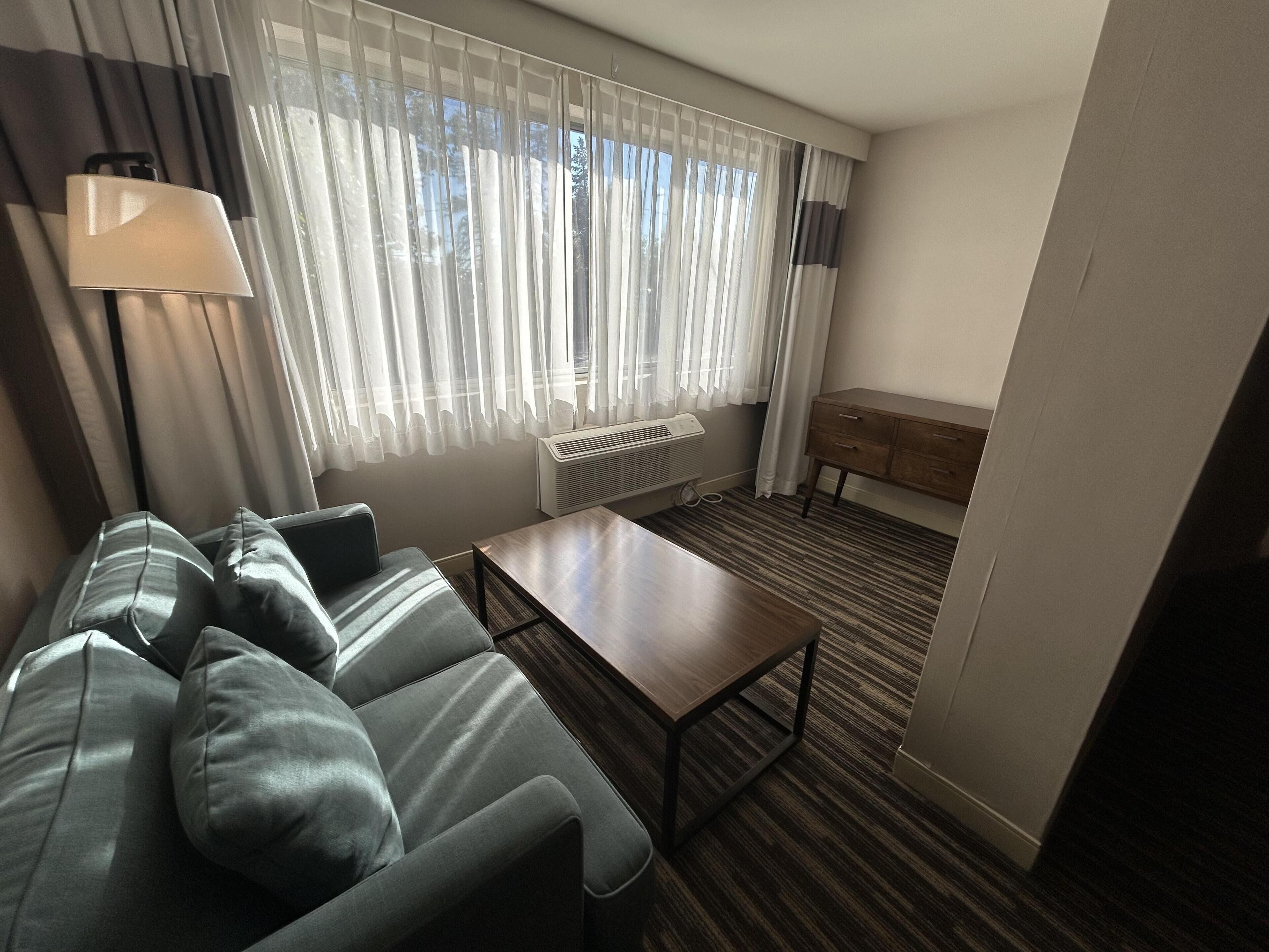 Photo - Best Western Premier Plainview-Long Island Hotel