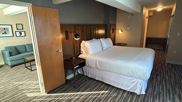 Suite, 1 King Bed, Non Smoking, Jetted Tub (Shower Only) | Premium bedding, in-room safe, desk, laptop workspace