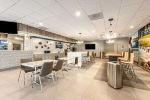 Desayuno continental incluido todos los días 